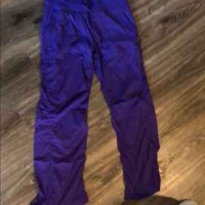 Women’s Lululemon size 12 studio pants